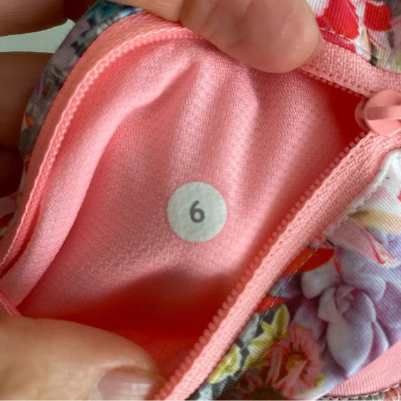 LULULEMON Run Inspire Mid-Rise Crop II *All Luxtreme Floral Size 6 23” - Picture 14 of 16